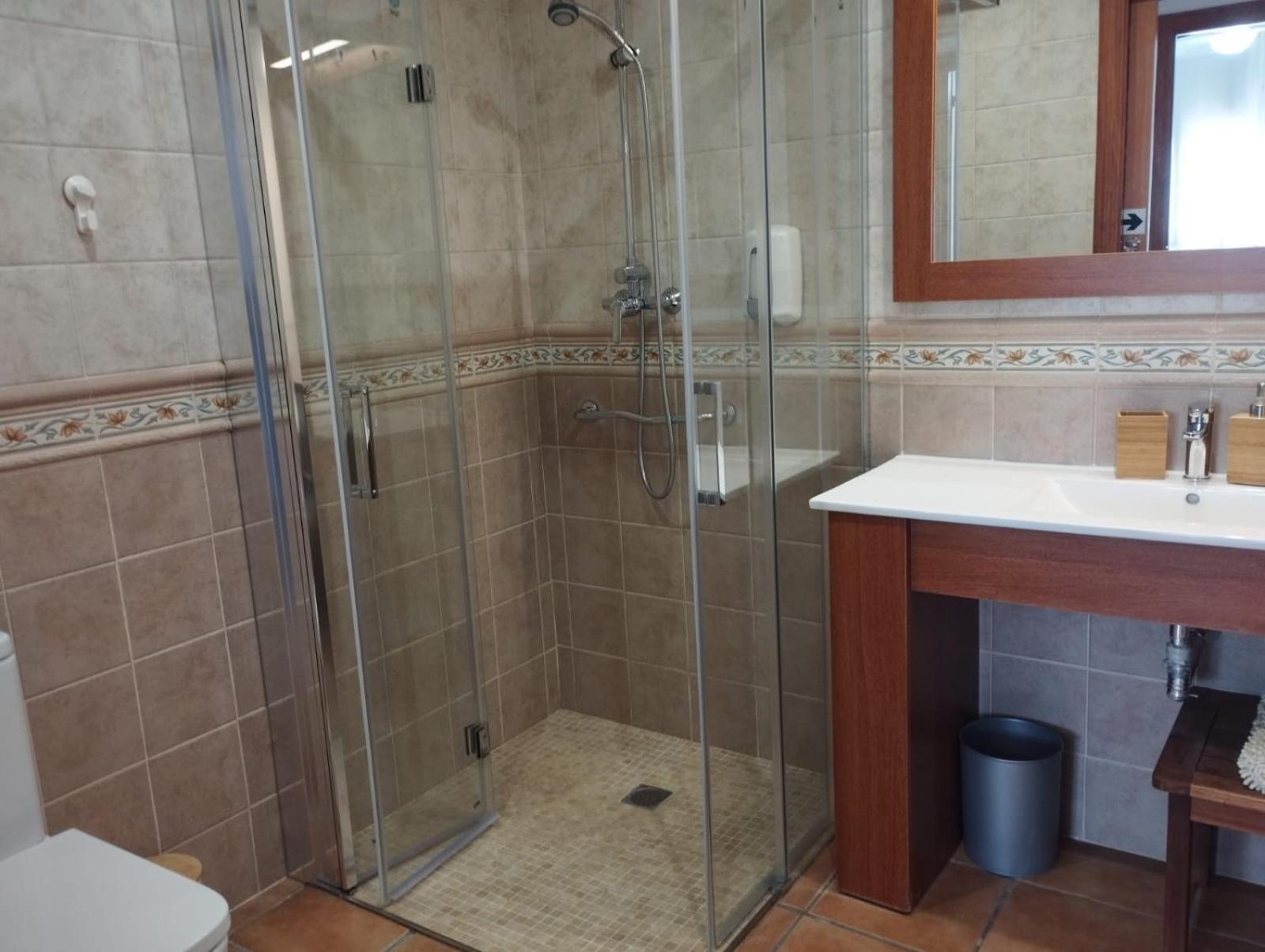 Can Gual Guest House Lametlla Del Valles Luaran gambar