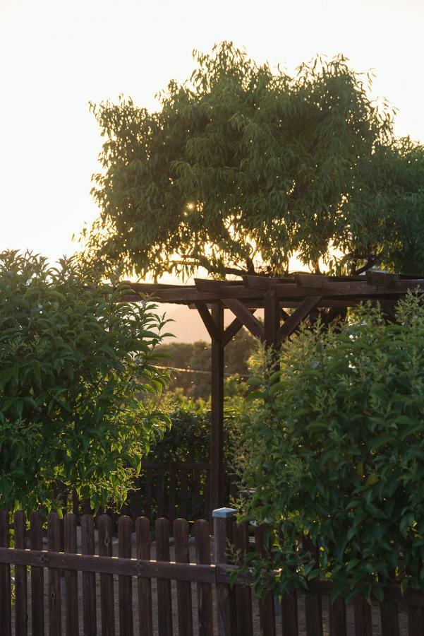 Can Gual Guest House Lametlla Del Valles Luaran gambar