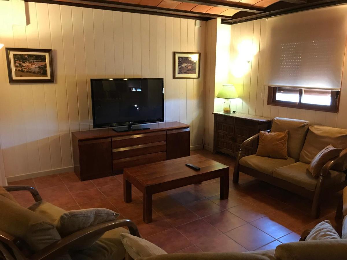 Can Gual Guest House Lametlla Del Valles Luaran gambar